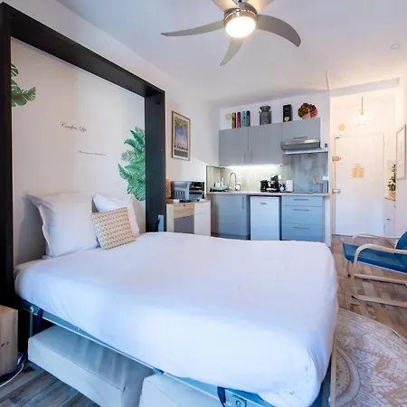Le Festif Splendide Avec Loggia Au Carre D'or Apartman