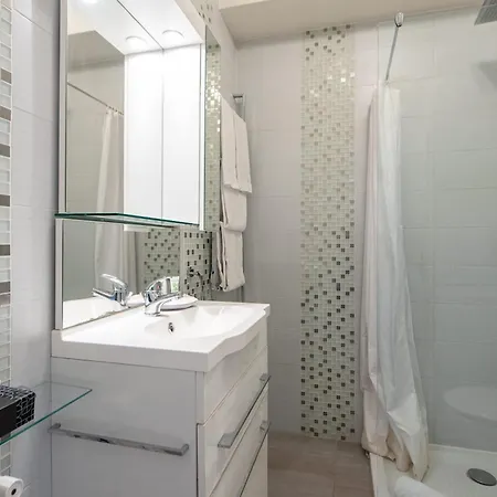 Le Festif Splendide Avec Loggia Au Carre D'or Apartman