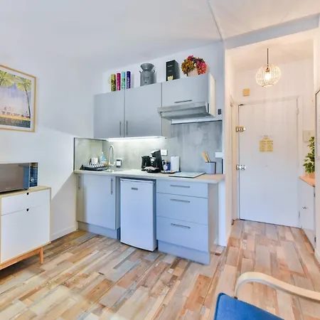 Le Festif Splendide Avec Loggia Au Carre D'or *