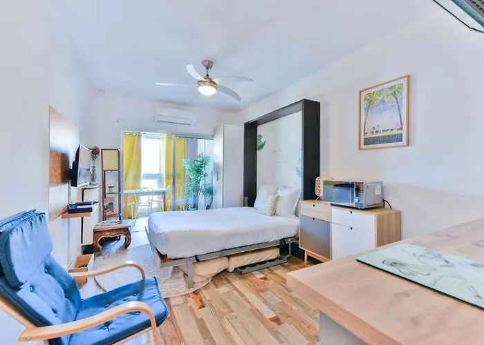 Le Festif Splendide Avec Loggia Au Carre D'or Cannes