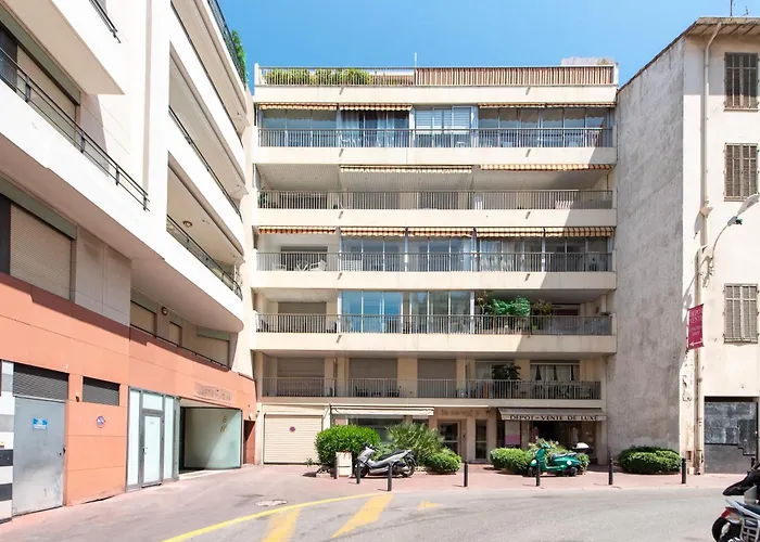 Apartamento Le Festif Splendide Avec Loggia Au Carre D'or Cannes