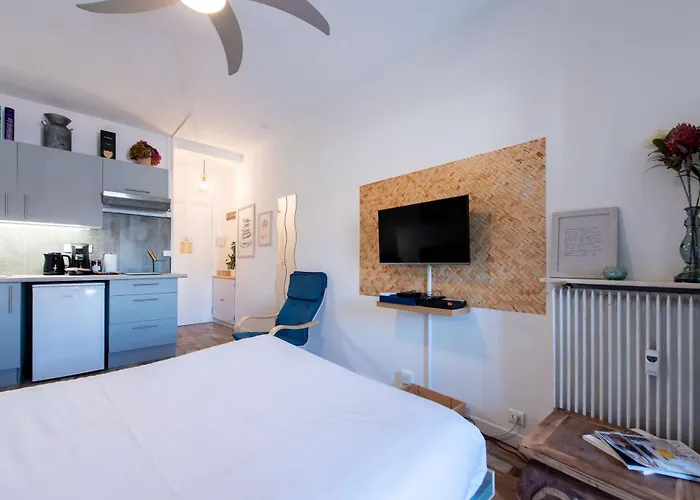 Le Festif Splendide Avec Loggia Au Carre D'or Apartamento Cannes