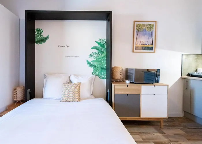 Le Festif Splendide Avec Loggia Au Carre D'or *