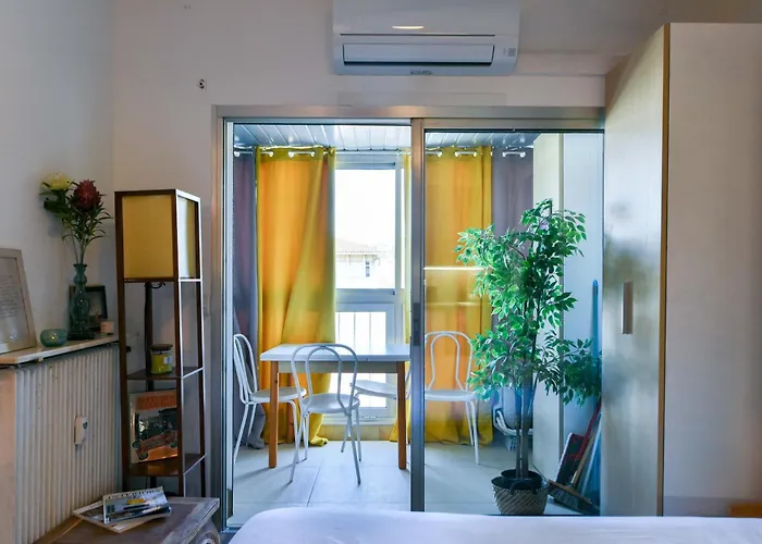 Le Festif Splendide Avec Loggia Au Carre D'or